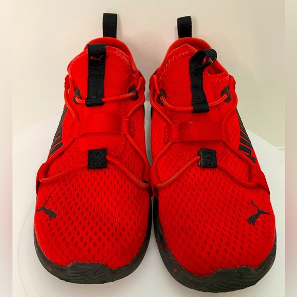 PUMA Kids Red Athletic Shoes - Size 9C - Picture 2 of 9